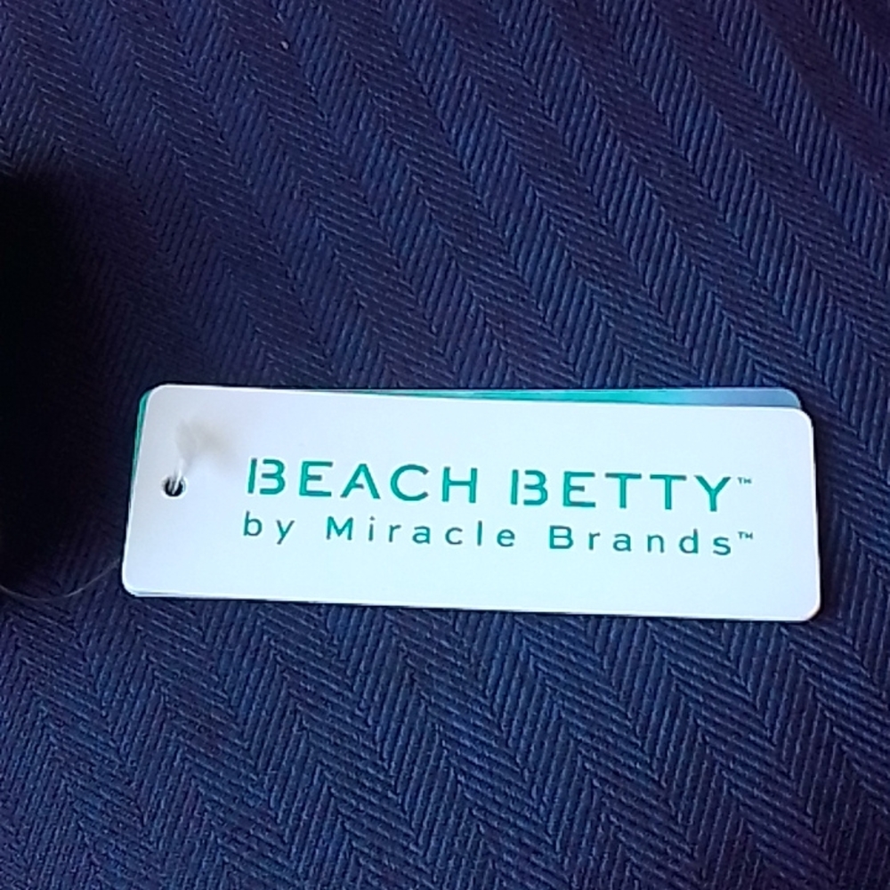 Swimtop - Picture 3 of 3